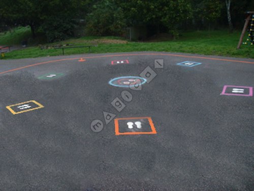 Photo of playground marking/equipment - Mr Tig - no circle | School playground markings / Primary schools / Team Games